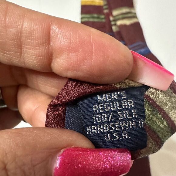 Lands’Ends Tie - Picture 5 of 5